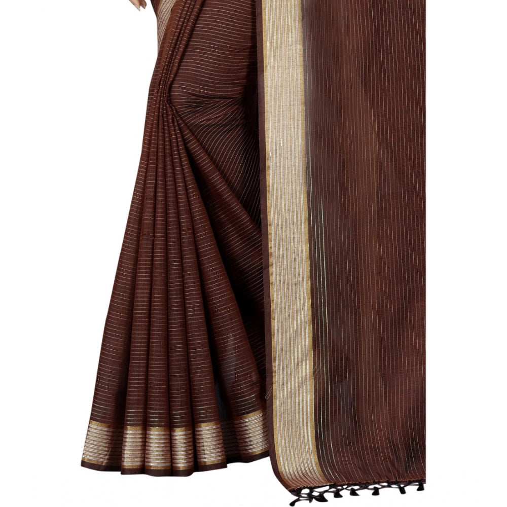Gracious Cotton Blend Plain Saree With Blouse Piece