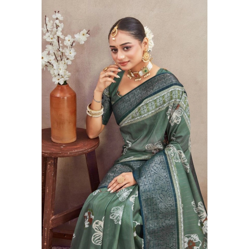 Dazzling Women's Crepe Silk Printed Saree With Blouse Piece