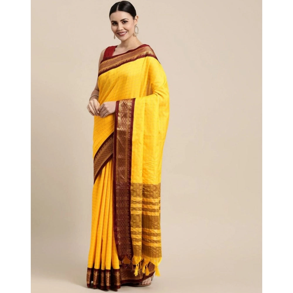 Superb Women's Cotton Silk Checkered Saree With Blouse Piece