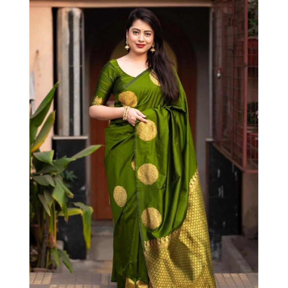 Fashionable Women's Silk Printed Saree With Blouse Piece
