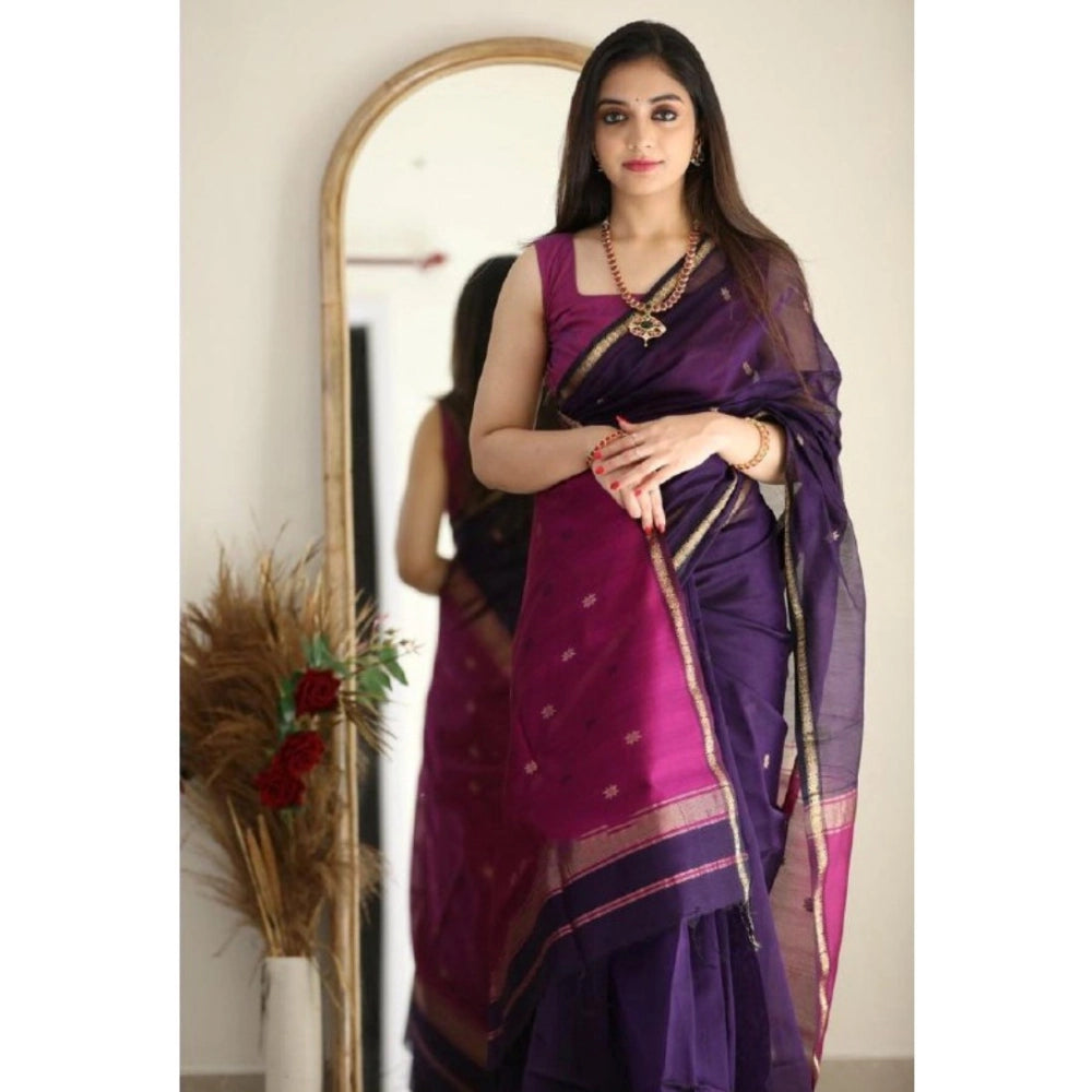 Sensational Women's Cotton Printed Saree With Blouse Piece