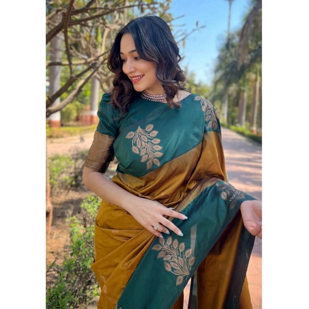 Lovely Women's Silk Printed Saree With Blouse Piece