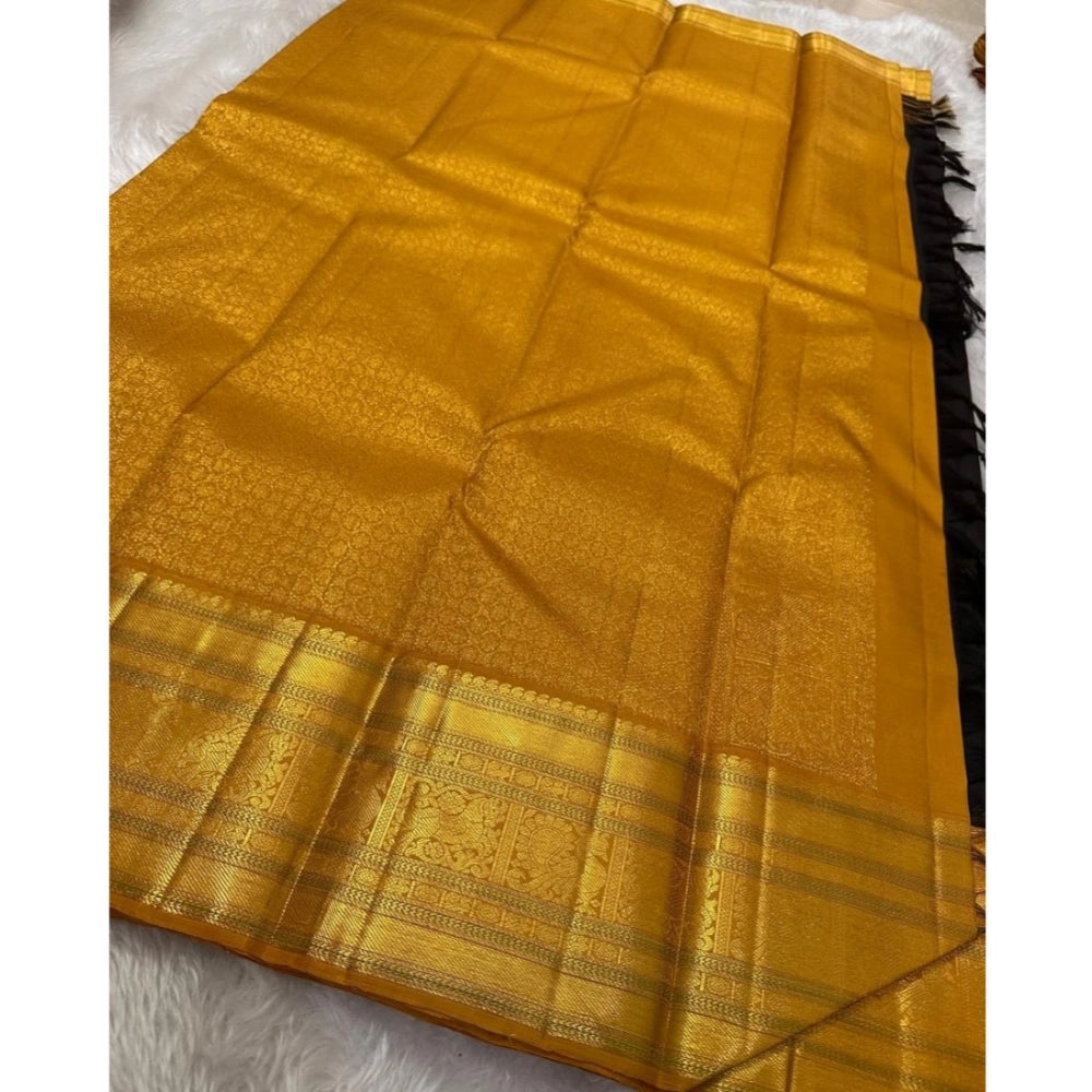 Ravishing Women's Silk Printed Saree With Blouse Piece