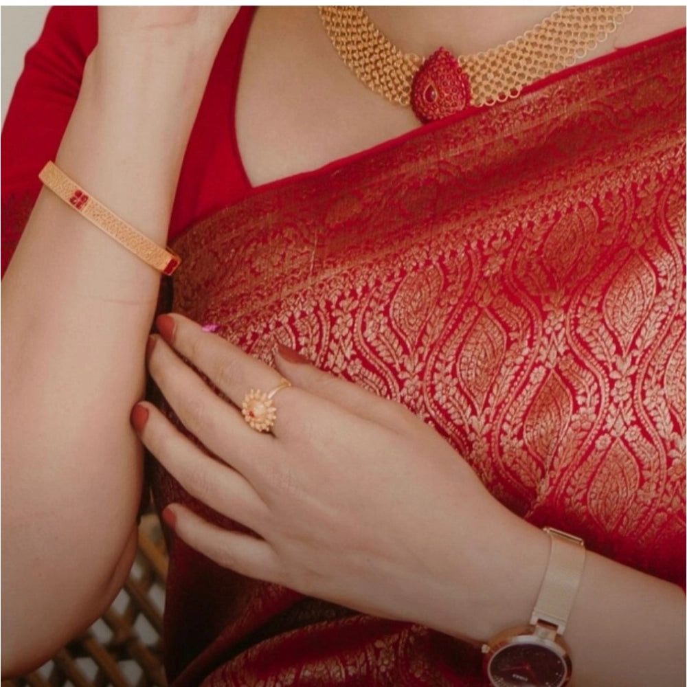 Versatile Women's Silk Printed Saree With Blouse Piece