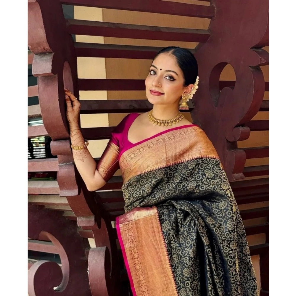 Ravishing Women's Silk Printed Saree With Blouse Piece