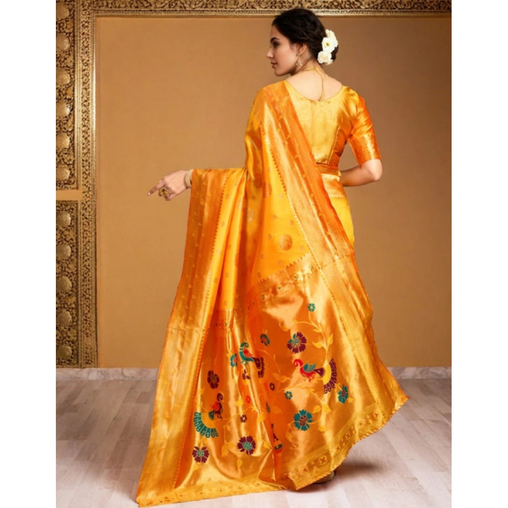 Attractive Women's Silk Blend Paithani Saree With Blouse Piece