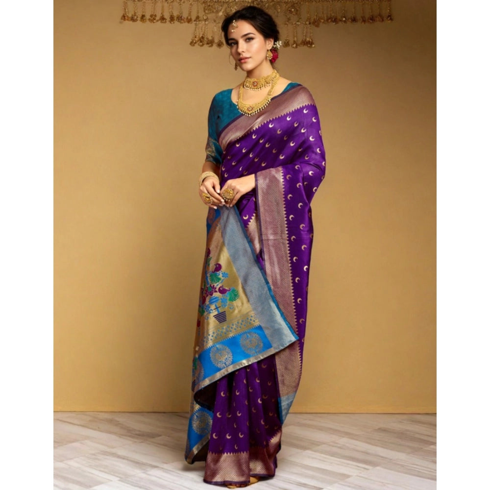 Stylish Women's Silk Blend Zari Woven Saree With Blouse Piece