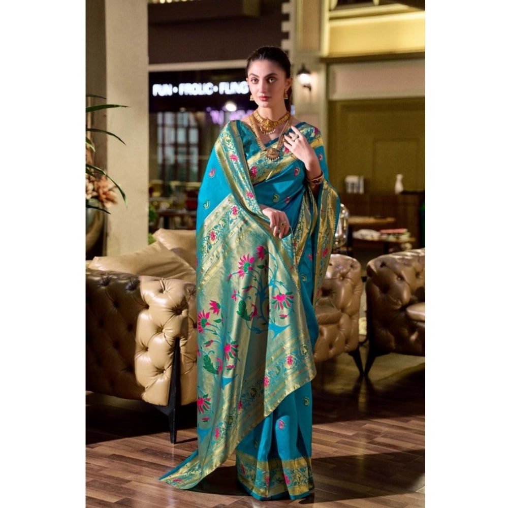 Stylish Women's Silk Blend Zari Woven Saree With Blouse Piece