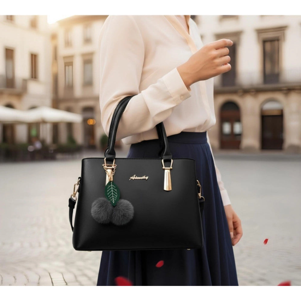 Snazzy Women's PU Leather Solid Shoulder Zipper Handbag