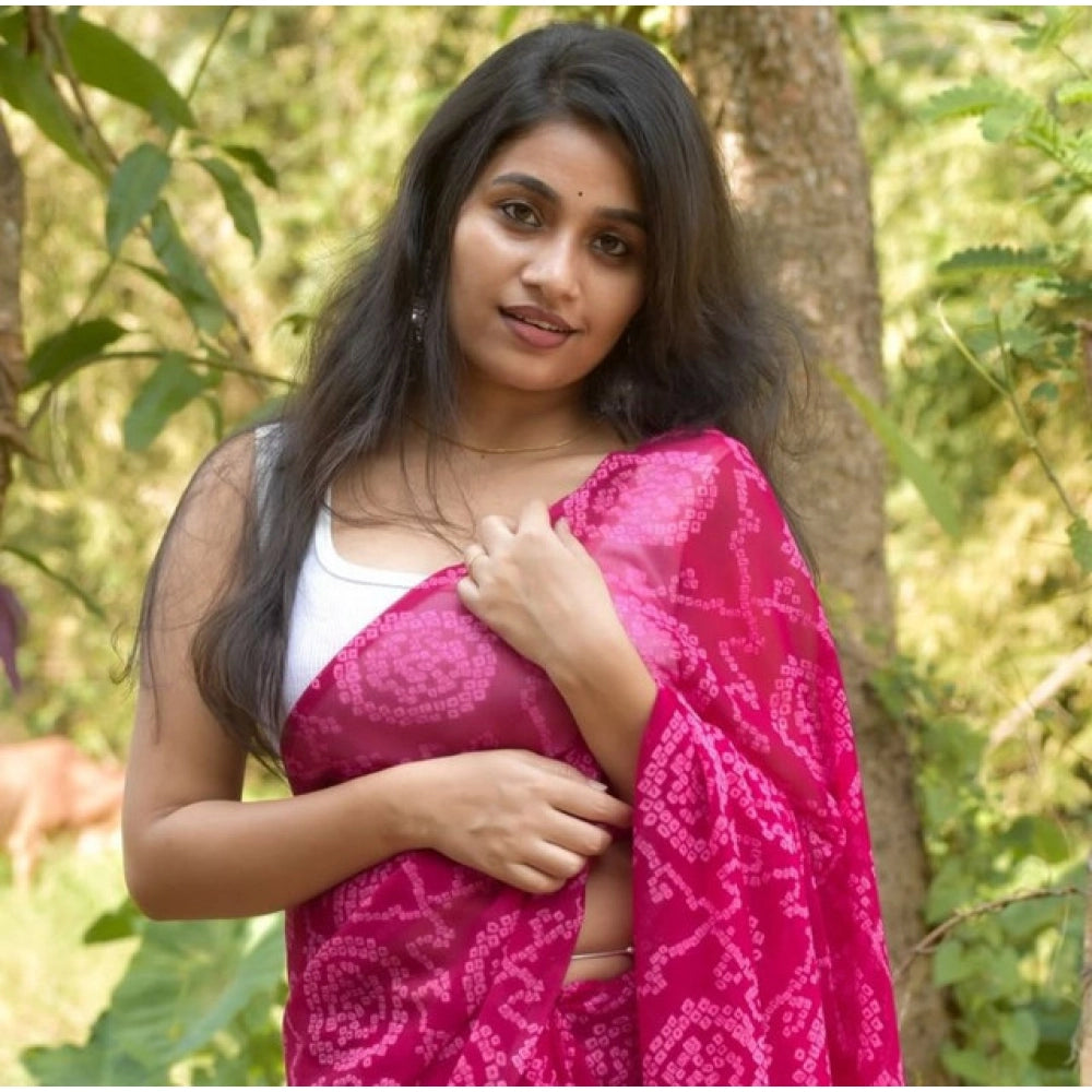 Delicate Women's Georgette Printed Saree With Blouse Piece