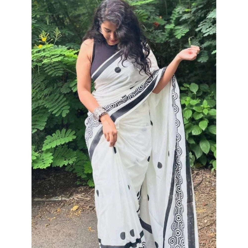 Embellished Women's Linen Printed Saree With Blouse Piece