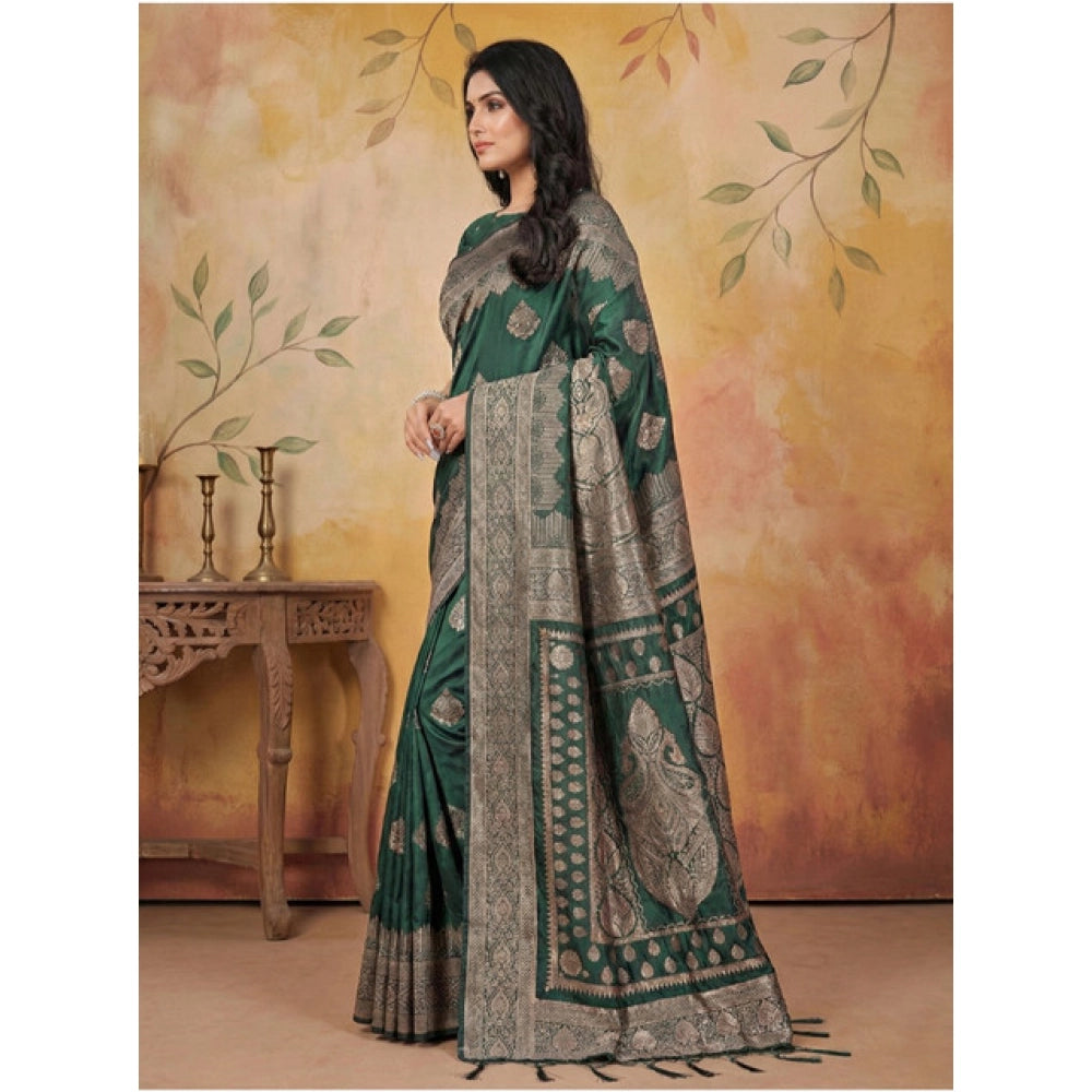 Stunning Women's Silk Blend Printed Saree With Blouse Piece