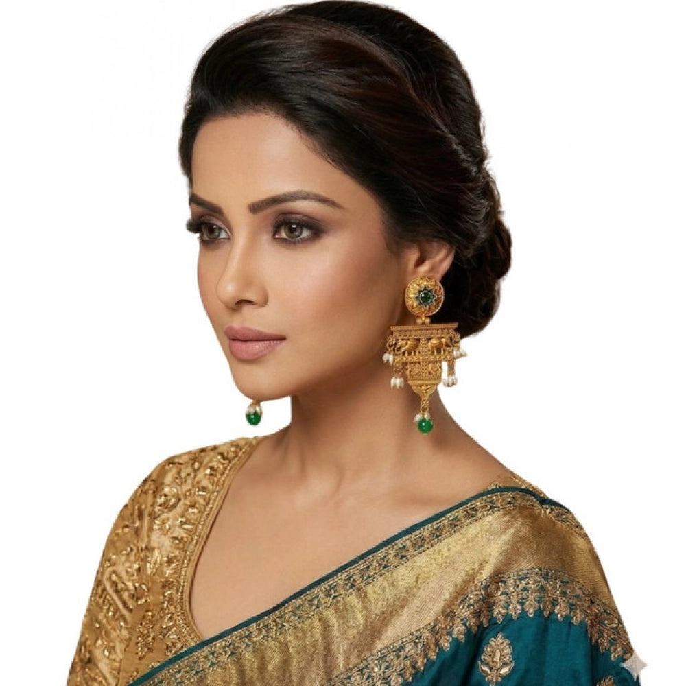 Modish Women's Zinc Alloy Gold Plated Chandelier Earrings