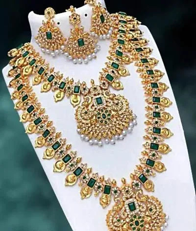 Glamorous Alloy Gold Plated Jewellery Set