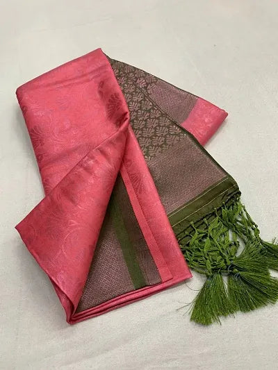 Luxurious Silk Blend Kanjeevaram Saree with Blouse Piece