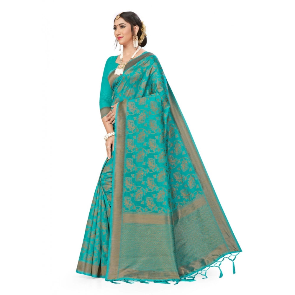 Incredible Women's Banarasi Saree With Blouse Piece
