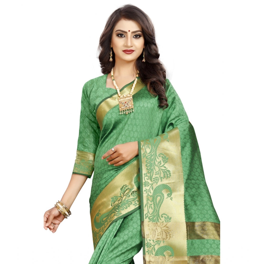 Glorious Jacquard Woven Saree With Blouse Piece