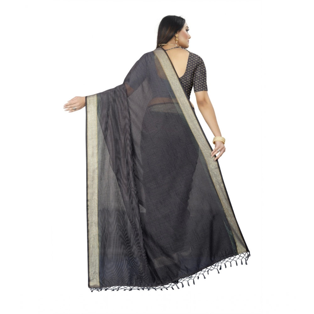 Gracious Cotton Blend Plain Saree With Blouse Piece
