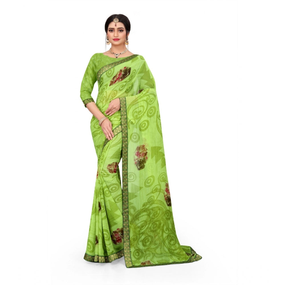 Fabulous Georgette Floral Print Saree With Blouse Piece
