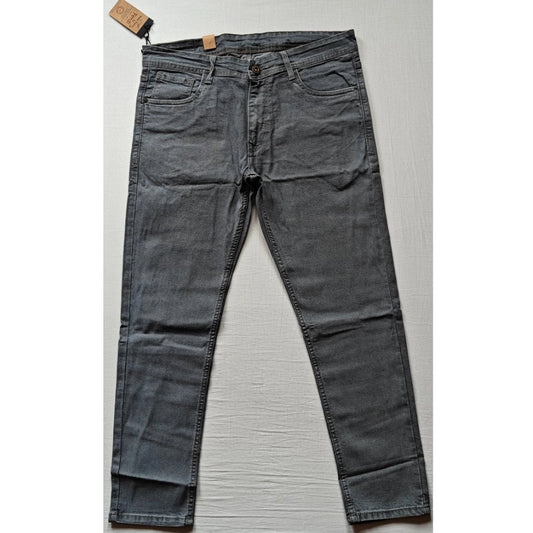 Men's Cotton Blended Solid Tapered Jeans