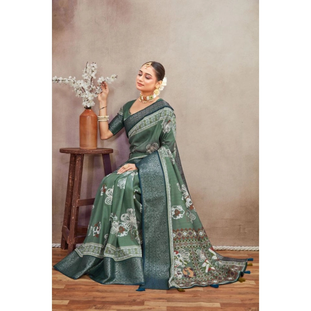 Dazzling Women's Crepe Silk Printed Saree With Blouse Piece