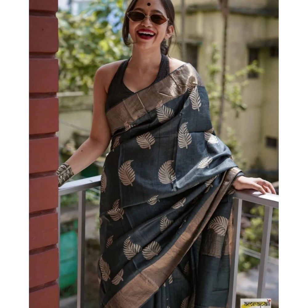 Elegant Women's Silk Printed Saree With Blouse Piece