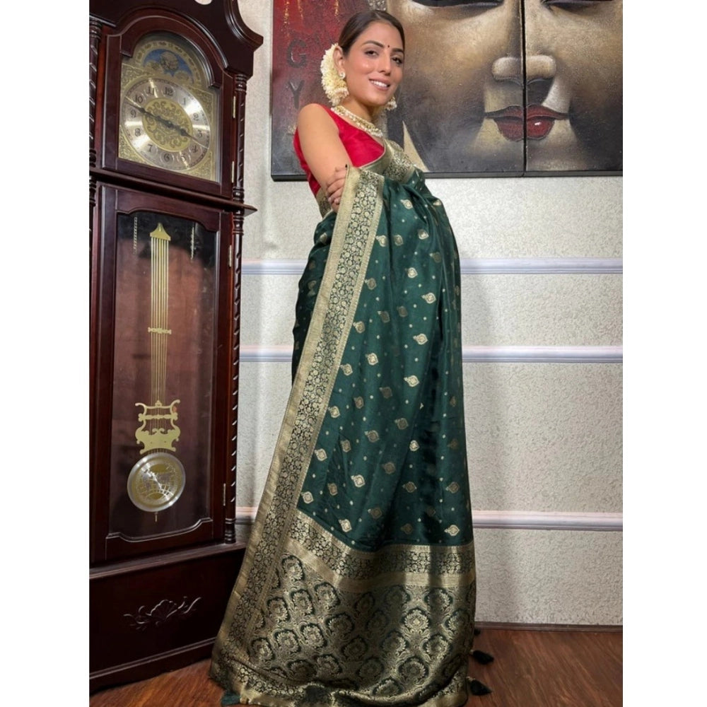 Versatile Women's Silk Printed Saree With Blouse Piece