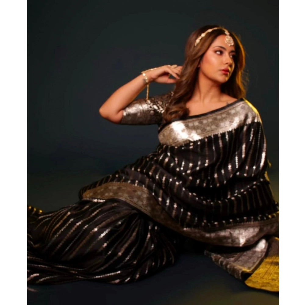 Gorgeous Women's Silk Printed Saree With Blouse Piece