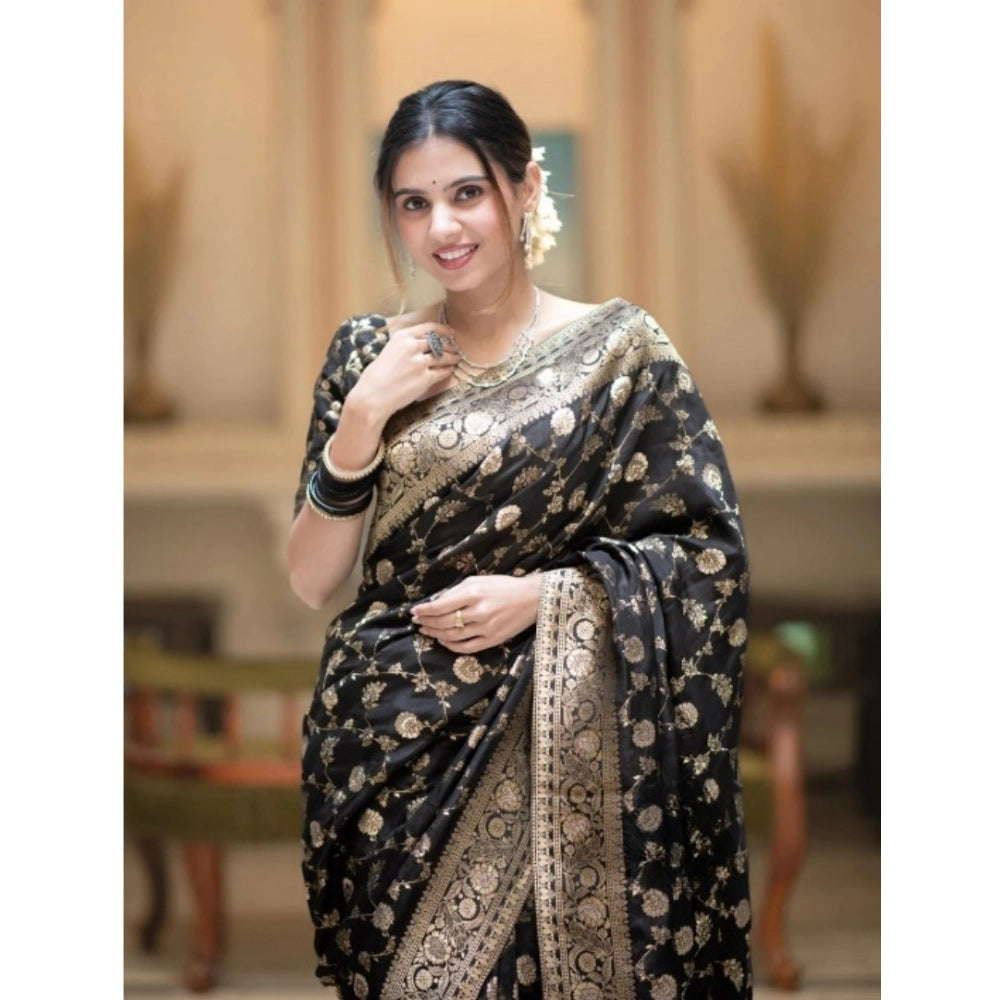Versatile Women's Silk Printed Saree With Blouse Piece