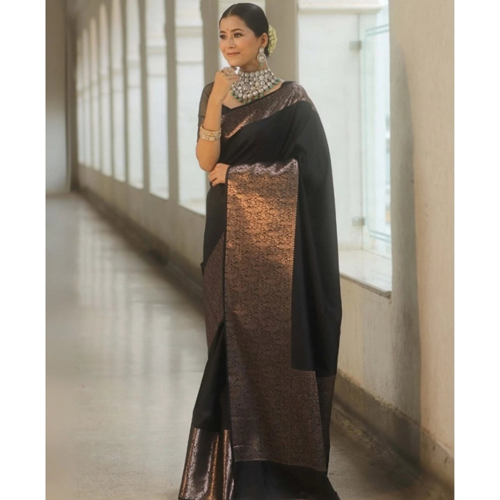 Gorgeous Women's Silk Printed Saree With Blouse Piece