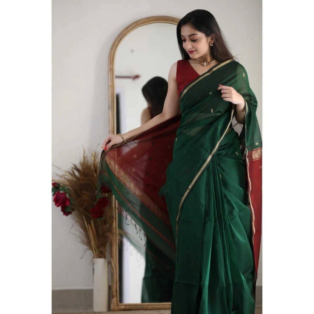 Sensational Women's Cotton Printed Saree With Blouse Piece