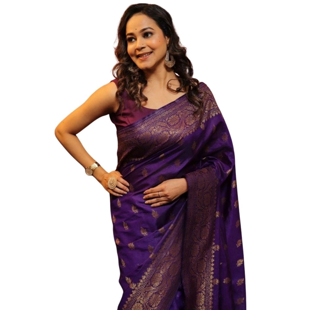 Versatile Women's Silk Printed Saree With Blouse Piece