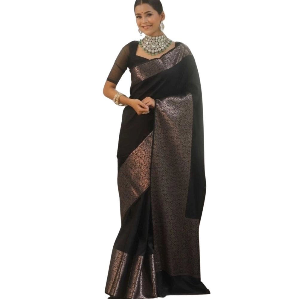 Gorgeous Women's Silk Printed Saree With Blouse Piece