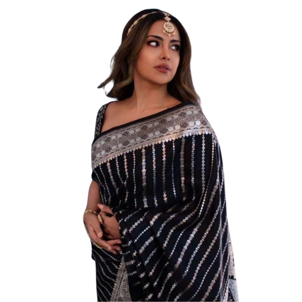 Gorgeous Women's Silk Printed Saree With Blouse Piece