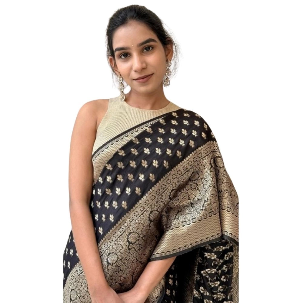 Gorgeous Women's Silk Printed Saree With Blouse Piece