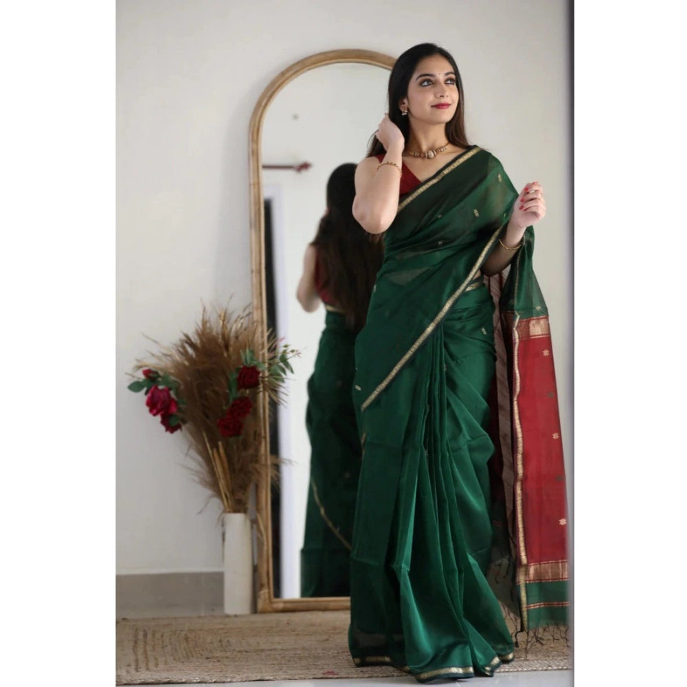 Sensational Women's Cotton Printed Saree With Blouse Piece