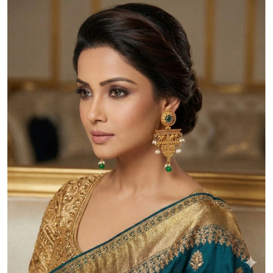 Modish Women's Zinc Alloy Gold Plated Chandelier Earrings