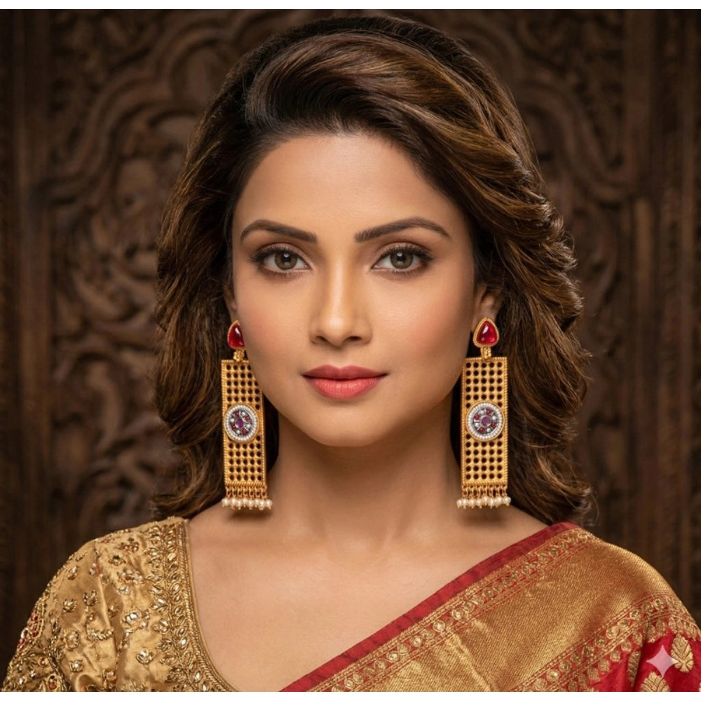 Dashing Women's Zinc Alloy Gold Plated Dangler Earrings