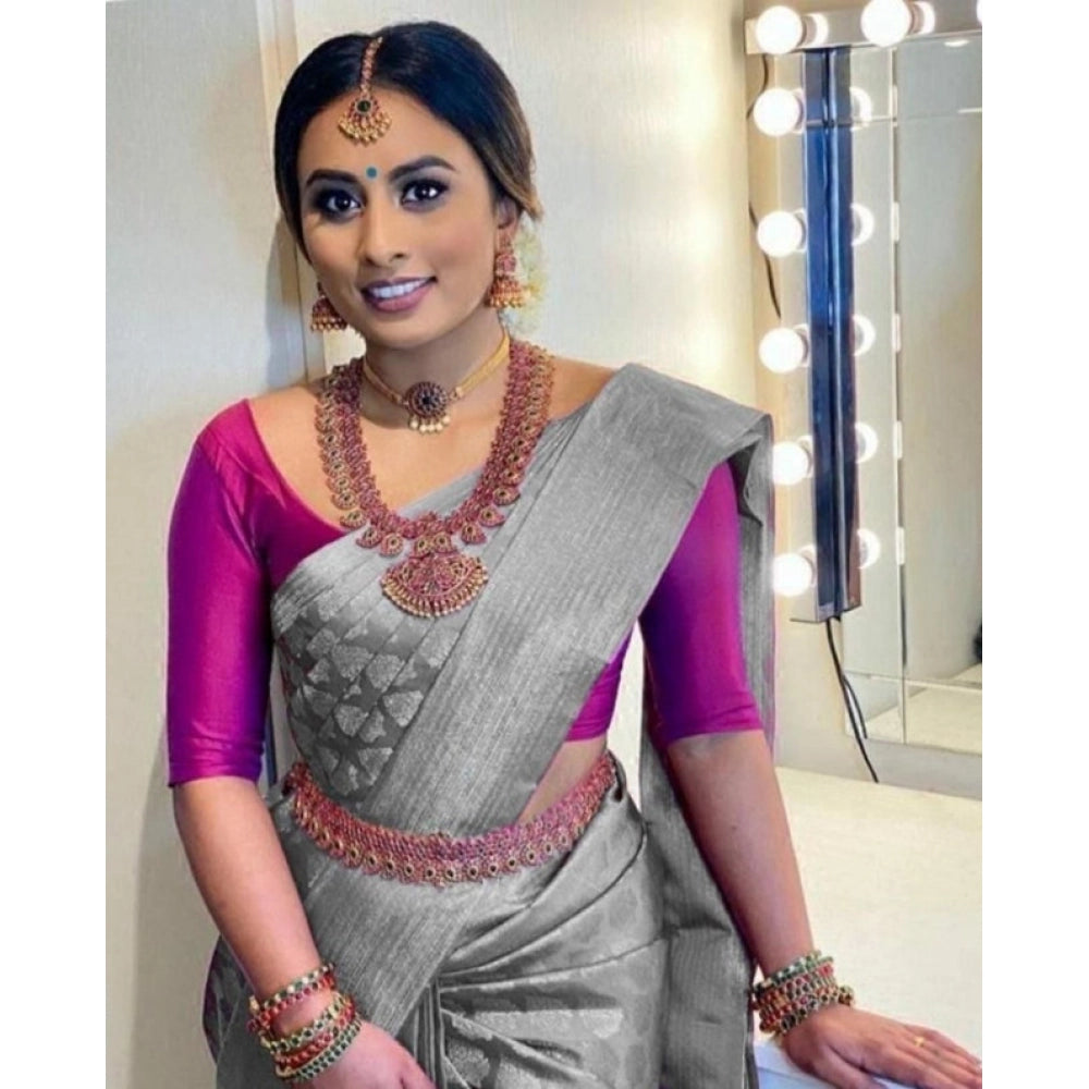 Awesome Women's Litchi silk Printed Saree With Unstitched Blouse