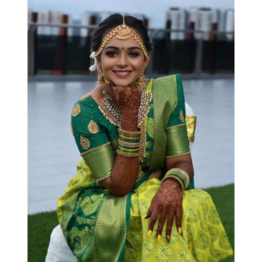 Casual Women's Litchi silk Printed Saree With Unstitched Blouse