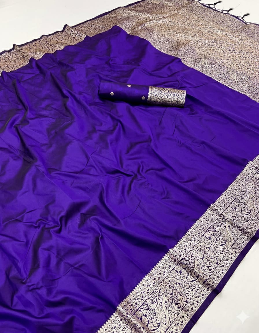 Pure Soft Banarasi Silk Galla Pallu Saree