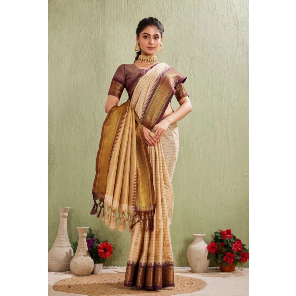 Glamorous Women's Silk Blended Jaquard Woven Saree With Blouse Piece