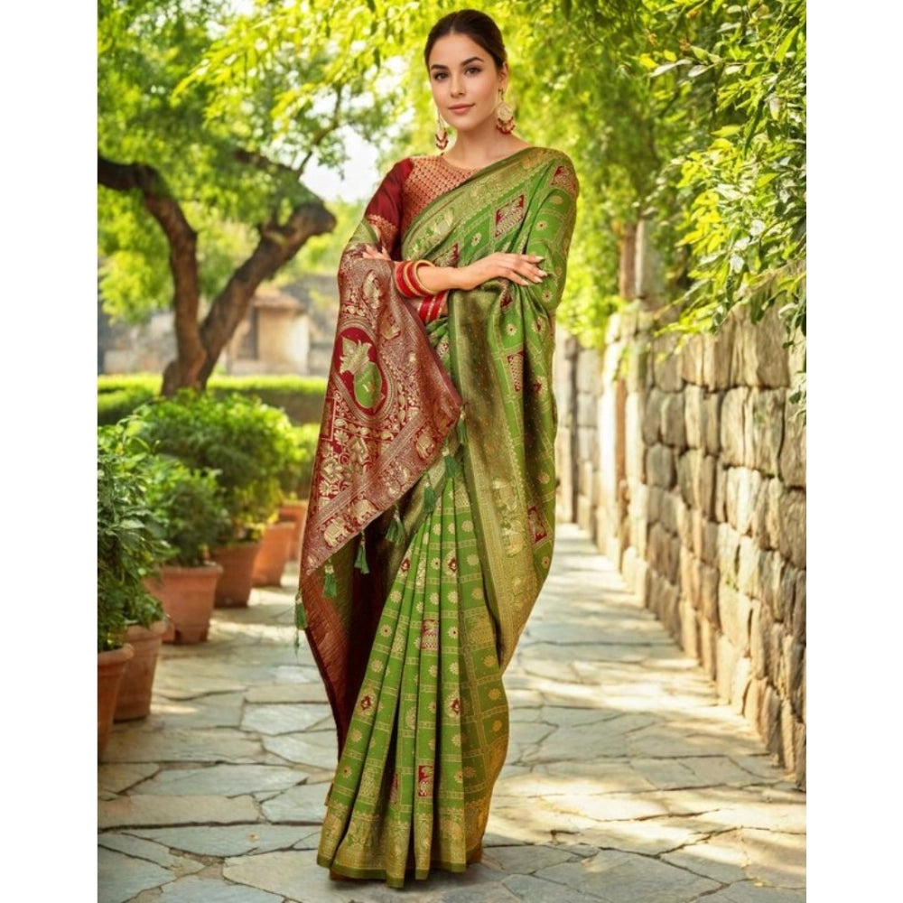 Elegant Women's Silk Blend Woven Zari Work Saree With Blouse Piece