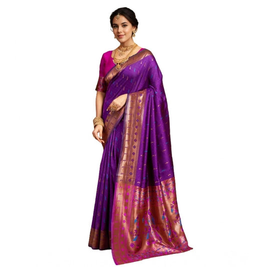 Stylish Women's Silk Blend Zari Woven Saree With Blouse Piece