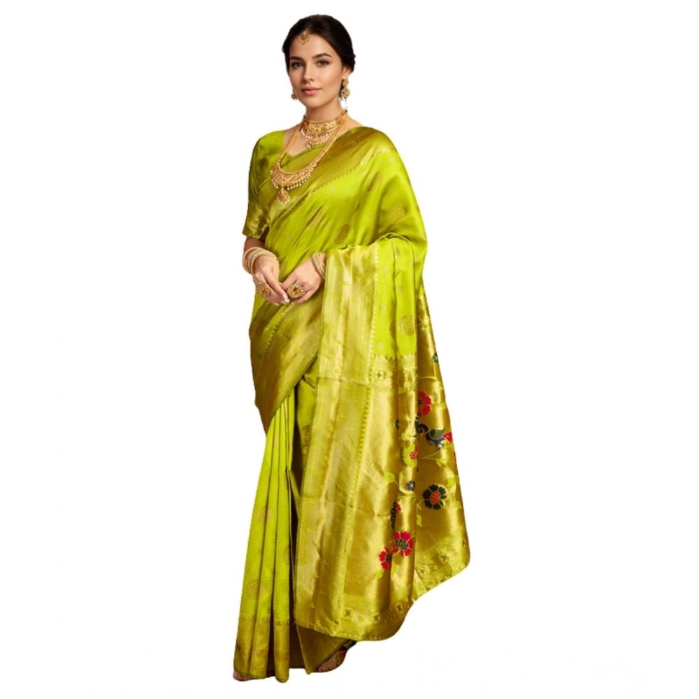 Attractive Women's Silk Blend Paithani Saree With Blouse Piece