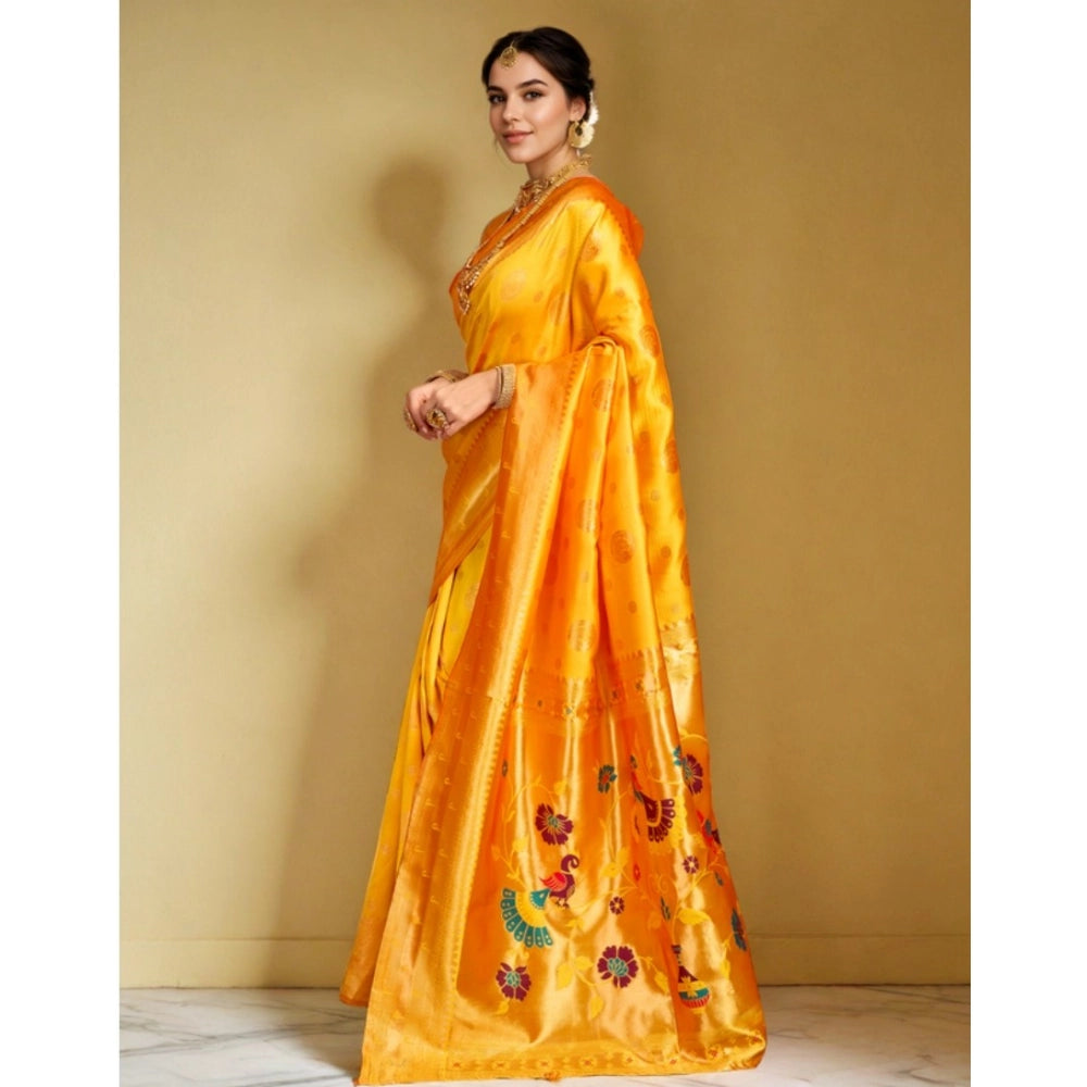 Attractive Women's Silk Blend Paithani Saree With Blouse Piece