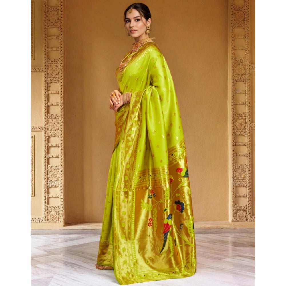 Stunning Women's Silk Blend Woven Saree With Blouse Piece