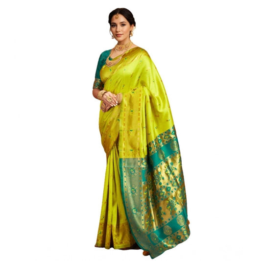 Beautiful Women's Silk Blend Zari Weaving Saree With Blouse Piece