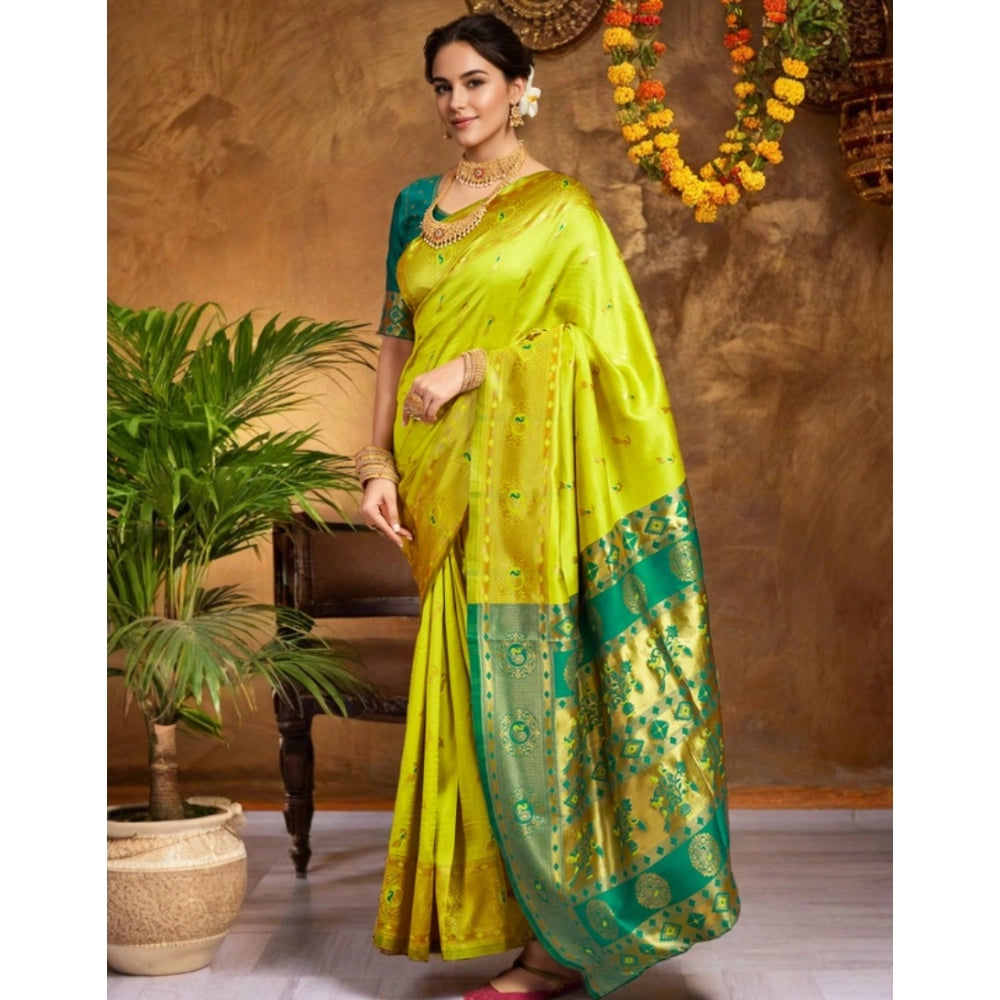 Beautiful Women's Silk Blend Zari Weaving Saree With Blouse Piece