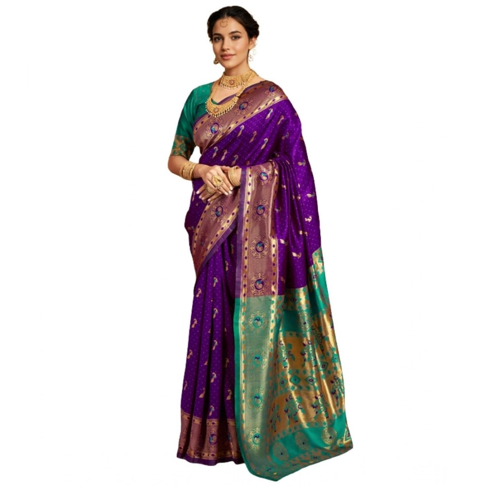 Pretty Women's Silk Blend Zari Weaving Saree With Blouse Piece